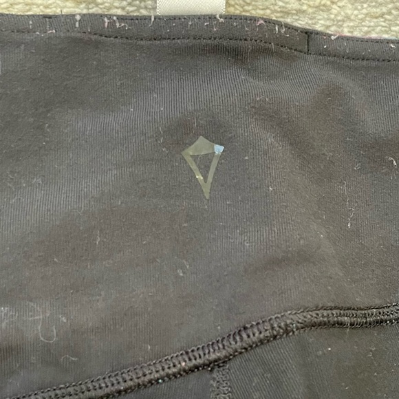 Ivivva by Lululemon Endless Ambition Pant Reversible size 14 Girls - Picture 9 of 9